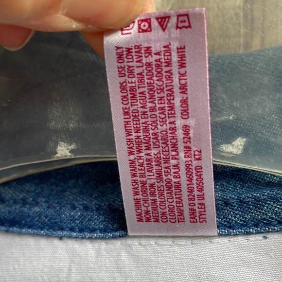 Embroidered ugly Christmas button down shirt - Picture 6 of 7